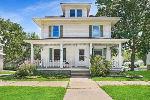 514 W Seerley Boulevard, Cedar Falls, IA 50613