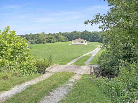950 Farmersville Road, Princeton, KY 42445