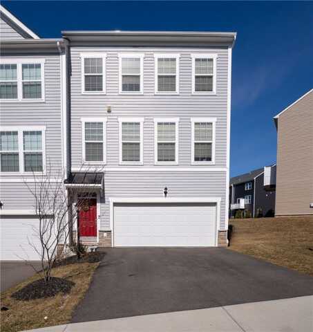 108 Sweetwater Dr, Crescent, PA 15108