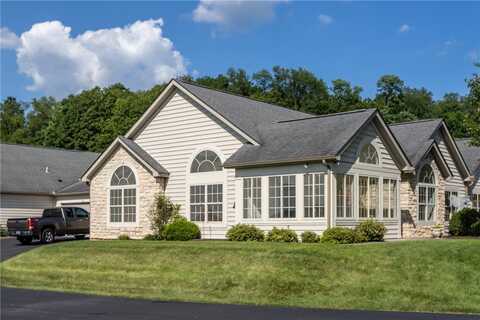 1901 Golf Course Dr, Strabane, PA 15301