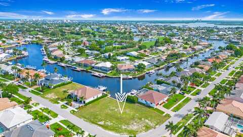 1540 BUCCANEER Court, Marco Island, FL 34145