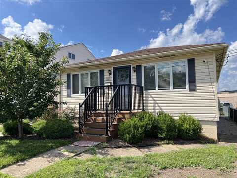 43 Barton Mill Rd, Union, PA 15401