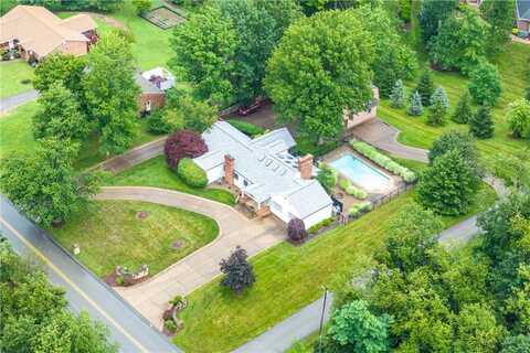 612 Bower Hill Rd, Peters Township, PA 15367