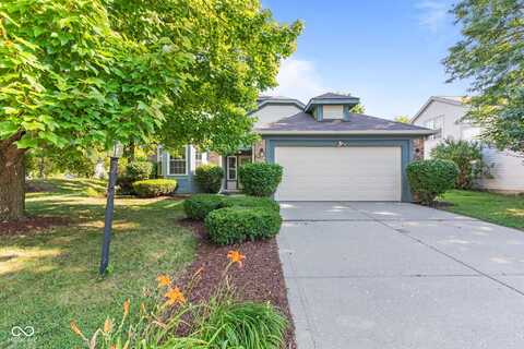 8812 Glass Chimney Lane, Fishers, IN 46037