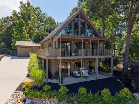 131 Briar Court, Seneca, SC 29672