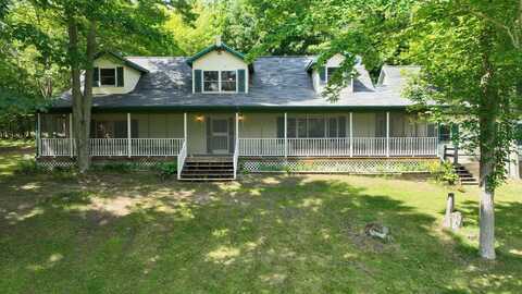 7090 Nancy K Drive, Hale, MI 48739