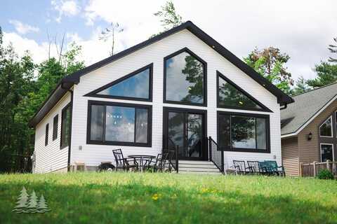 4620 Pinewood Drive, Lewiston, MI 49756