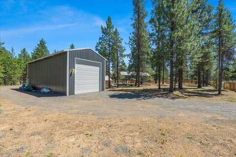 15950 Sparks Drive, La Pine, OR 97739