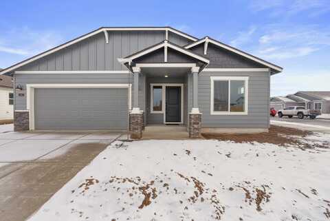 1190 NW Varnish Lane, Redmond, OR 97756