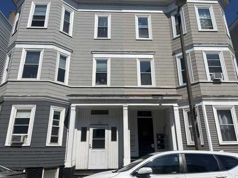 184 L Street, Boston, MA 02127