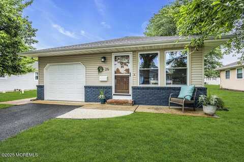 25 Montserrat Street, Toms River, NJ 08757