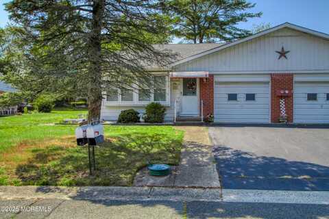22 Constitution Boulevard, Whiting, NJ 08759