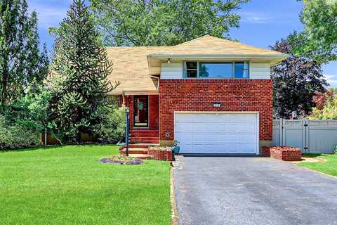 1016 Old Britton Road, North Bellmore, NY 11710