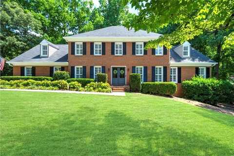 2815 Laurel Green Court, Roswell, GA 30076