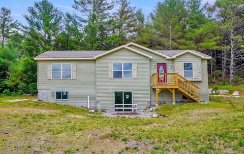 452 Flat Road, Bethel, ME 04217
