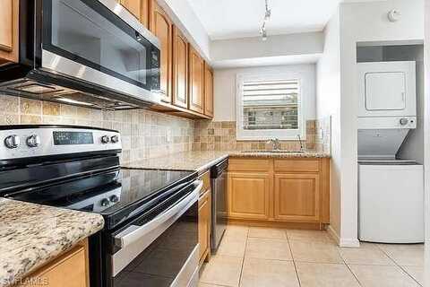 600 Valley Stream, NAPLES, FL 34113