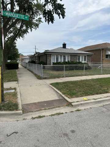 12901 S Marquette Avenue, Chicago, IL 60633