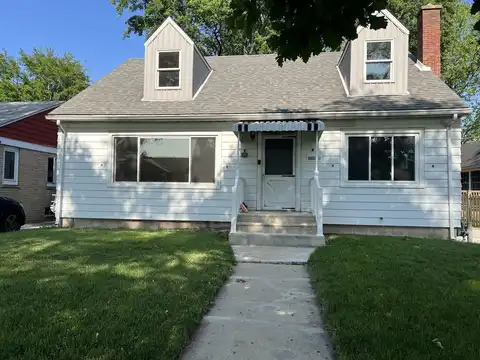 9243 Lynwood Drive, Oak Lawn, IL 60453