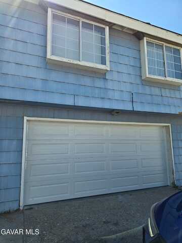5033 W L-10, Lancaster, CA 93536