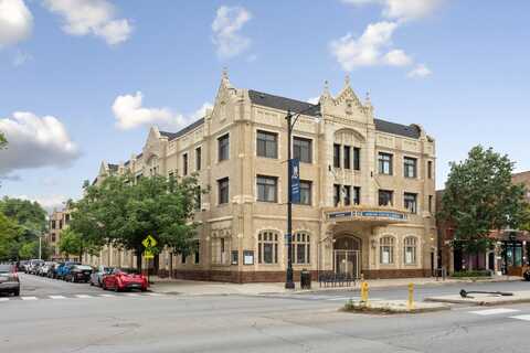 2342 N Spaulding Avenue, Chicago, IL 60647
