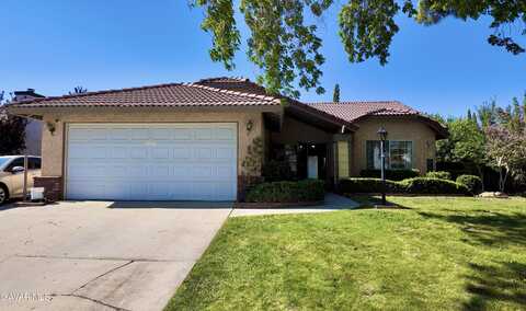 1519 Michelle Avenue, Lancaster, CA 93535