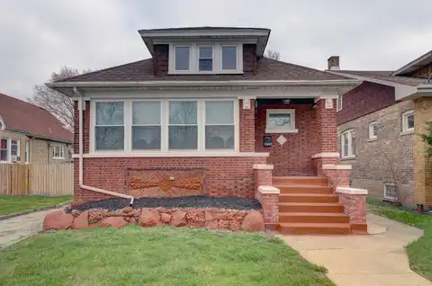 1825 S 8th Avenue, Maywood, IL 60153