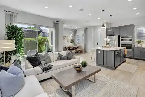 347 Baluster, Irvine, CA 92618