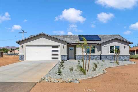 10533 Mohawk Road, Apple Valley, CA 92308