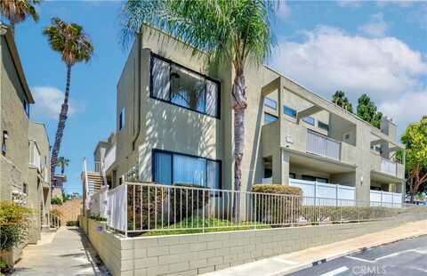 17722 Sergio Circle, Huntington Beach, CA 92647