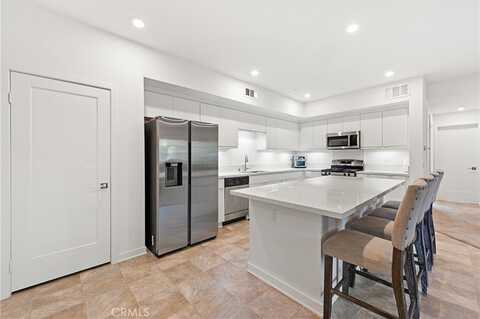 400 W Central Avenue, Brea, CA 92821