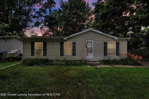 5222 Lark Circle, Lansing, MI 48911