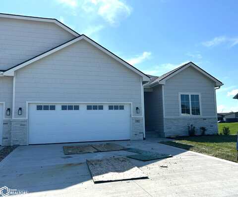782 NE 71St Street, Pleasant Hill, IA 50327