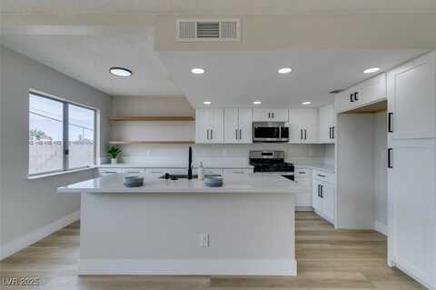 5108 Bromley Avenue, Las Vegas, NV 89107
