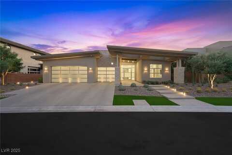 11 Hawkeye Lane, Las Vegas, NV 89135