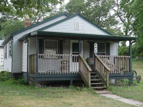 3615 E 35th Place, Gary, IN 46405