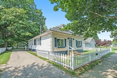 409 N Mechanic Street, Berrien Springs, MI 49103