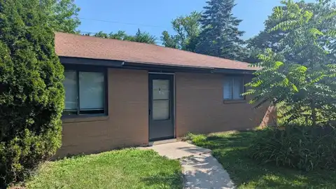 3904 Bay City Rd Apt B Road, Midland, MI 48642