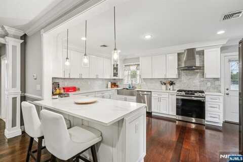 146 Livingston Street, Northvale, NJ 07647