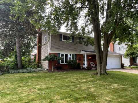 40408 Diane Drive, Sterling Heights, MI 48313