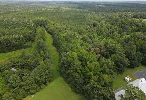 20399 Kings Hwy, Montross, VA 22520