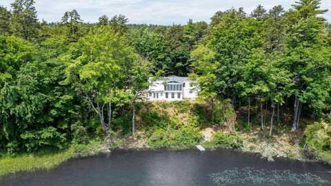 60 Brookside Avenue, Albany, NH 03818