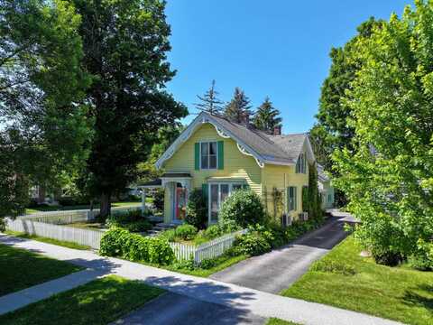 46 Park Street, Brandon, VT 05733