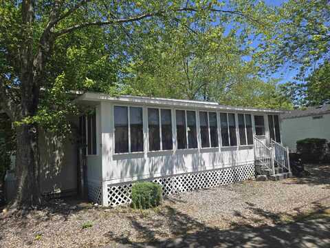 308 State Route 286, Seabrook, NH 03874