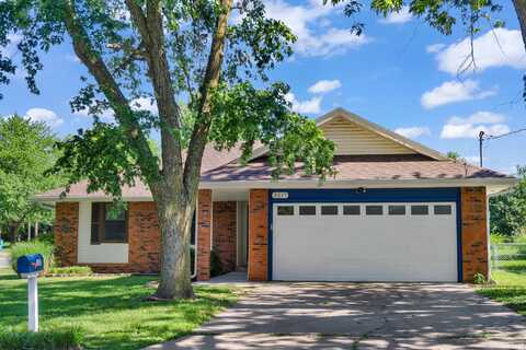 3217 W Riverside Street, Springfield, MO 65807