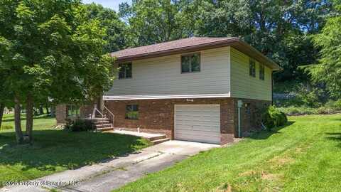 1103 Quarry Road, Old Forge, PA 18518