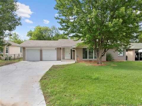 1015 NW Maxwell, Ardmore, OK 73401