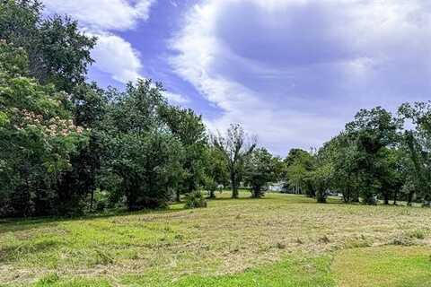 715 S Cherokee Street, Locust Grove, OK 74352
