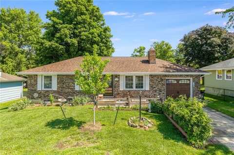 1209 Crest Drive, Pleasant Hill, MO 64080