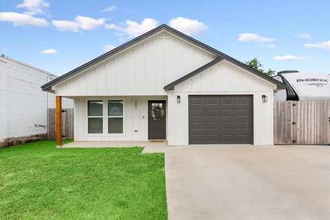 207 S Madison Street, Mc Gregor, TX 76657