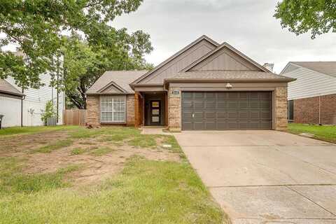 2620 Coldstream Drive, Fort Worth, TX 76123